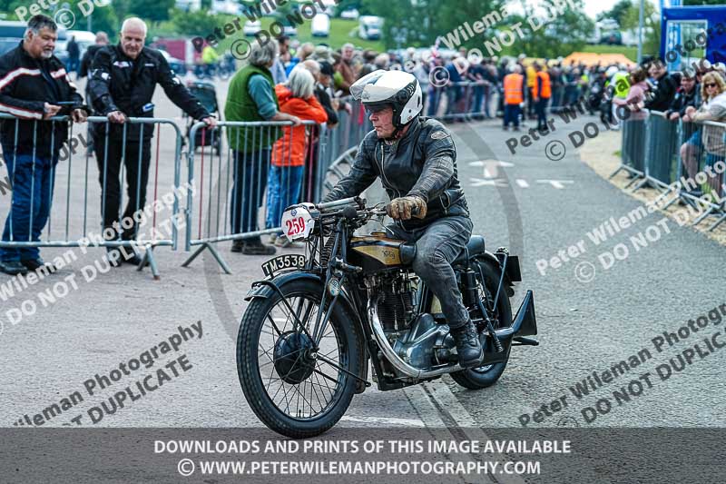 Vintage motorcycle club;eventdigitalimages;no limits trackdays;peter wileman photography;vintage motocycles;vmcc banbury run photographs